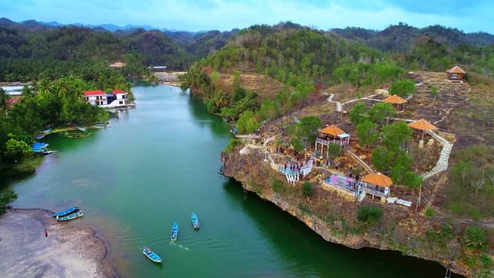 Obyek Wisata Pesona Ngiroboyo | Pacitan East Java